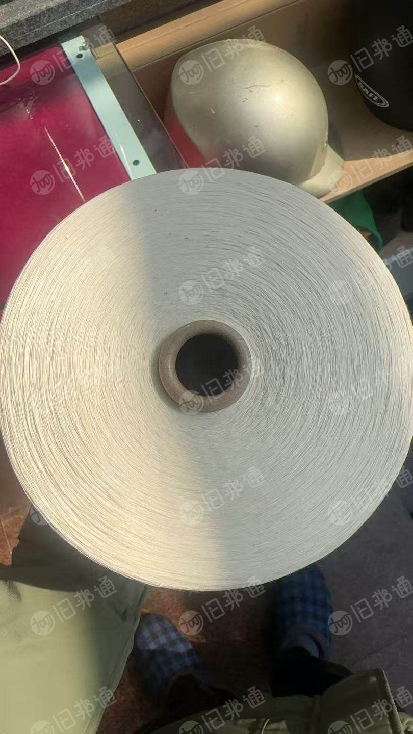 长期出售环锭纺下来的21支涤棉纱，库存纱，含棉量60/40，现货20吨左右，厂在浙江绍兴