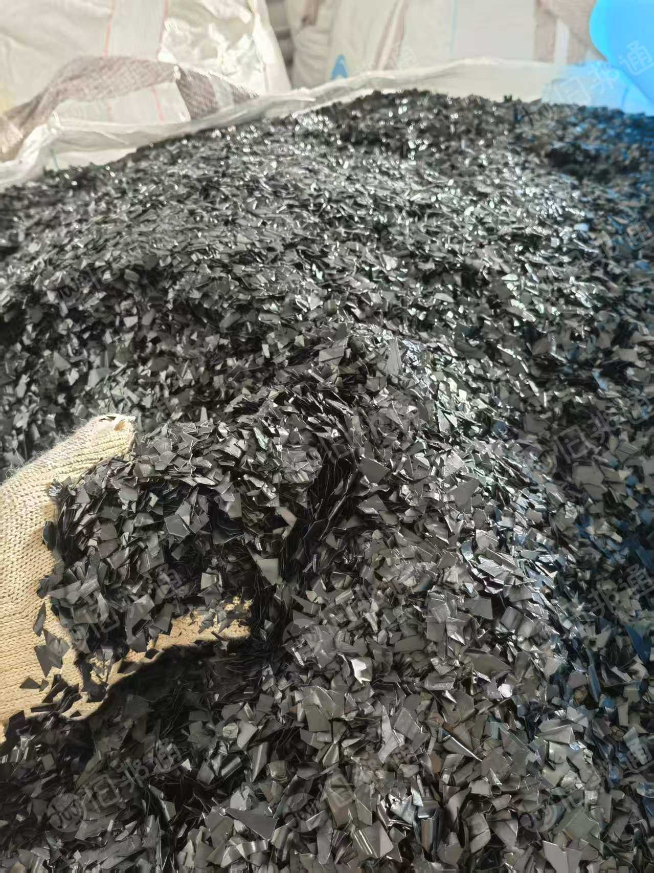 长期出售ps吸塑盒破碎料，黑色白色都有，现货10多吨