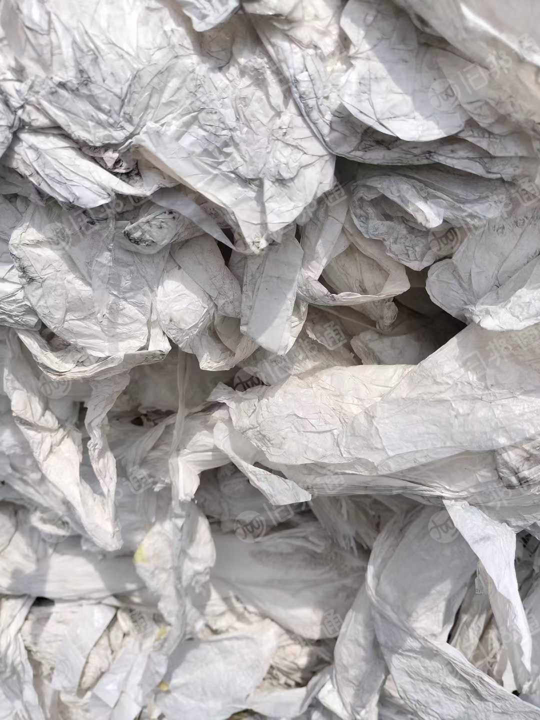 出售水洗pp电池膜边角料,百分之九十不含填充,现货六米八一车,货在河南南阳