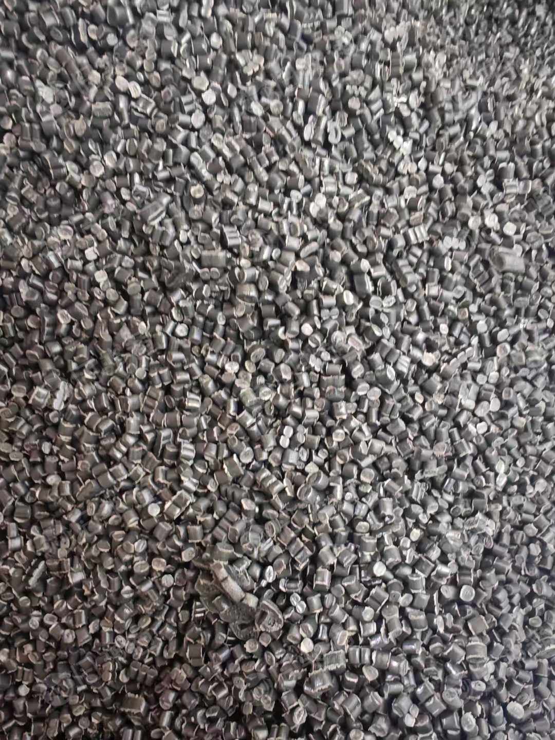 出售花高压膜颗粒，过80目，长期有货