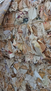 大量收购切本牛皮边，甲牛，牛皮封面纸都可以