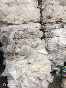 出售水洗一级缠绕膜，纯缠绕膜毛料，现货300吨