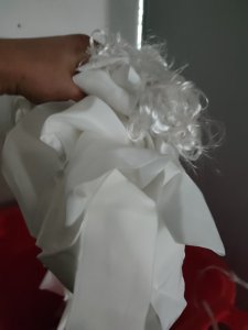 长期出售涤纶废丝，涤纶标签边角料，现货十多吨