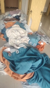 出售成品窗帘和窗帘废布，货在云南大理