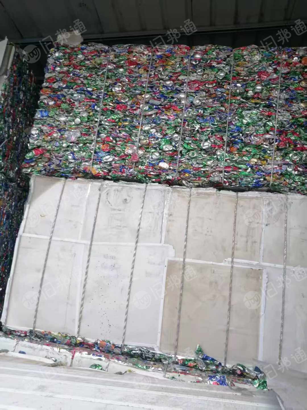 出售铝易拉罐压块,棉花包和压扁的都有