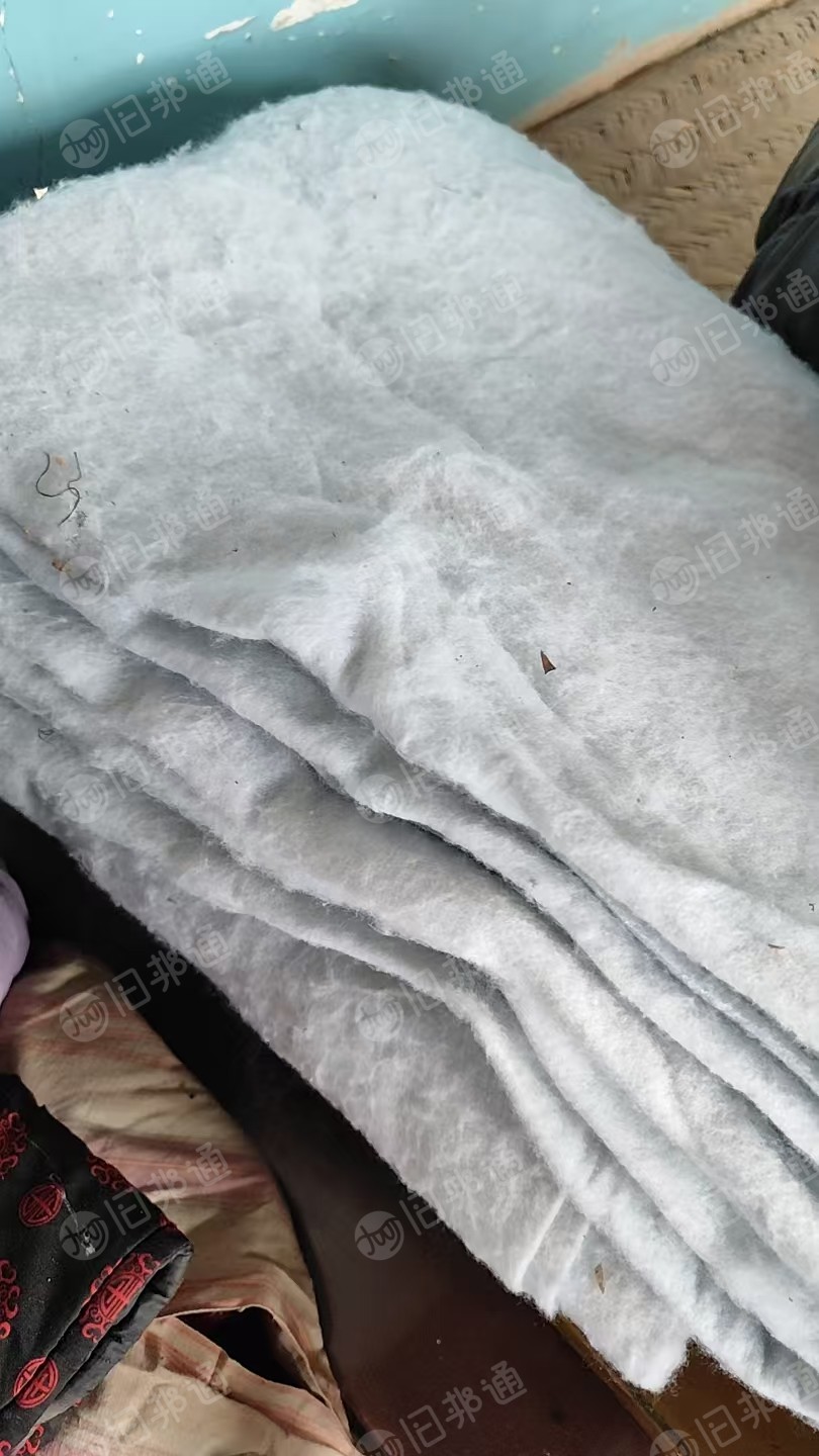 出售监狱下来的涤纶废布,小卷布,丝绵边角料,现货十多吨