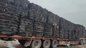 长期大量出售比亚迪厂下来的汽车内饰料，汽车内饰地毯料，货在河南郑州