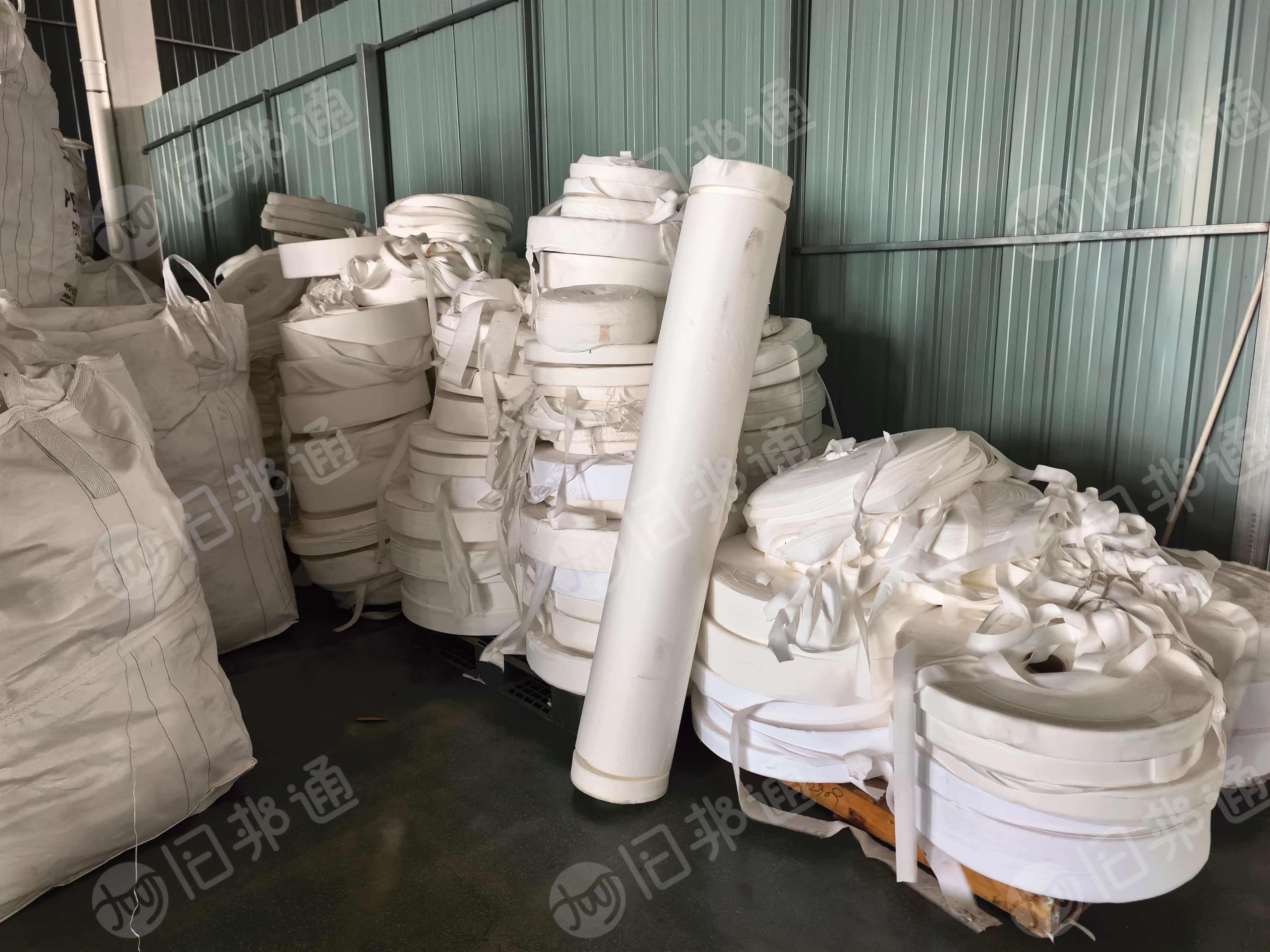 长期出售PP无纺布边角料,丙纶无纺布,熔喷废丝,统货出,现货有9.6米高栏,货在浙江衢州