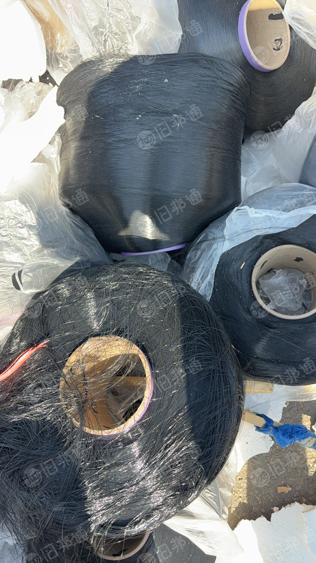 现货处理一批黑色涤纶丝，33D10F双A半消光丝，事故下来的，现货32.4吨，货在福建福州