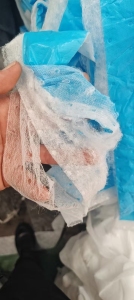长期出售三层复合无纺布，pp+pet+pe，现货一百吨，货在广东佛山