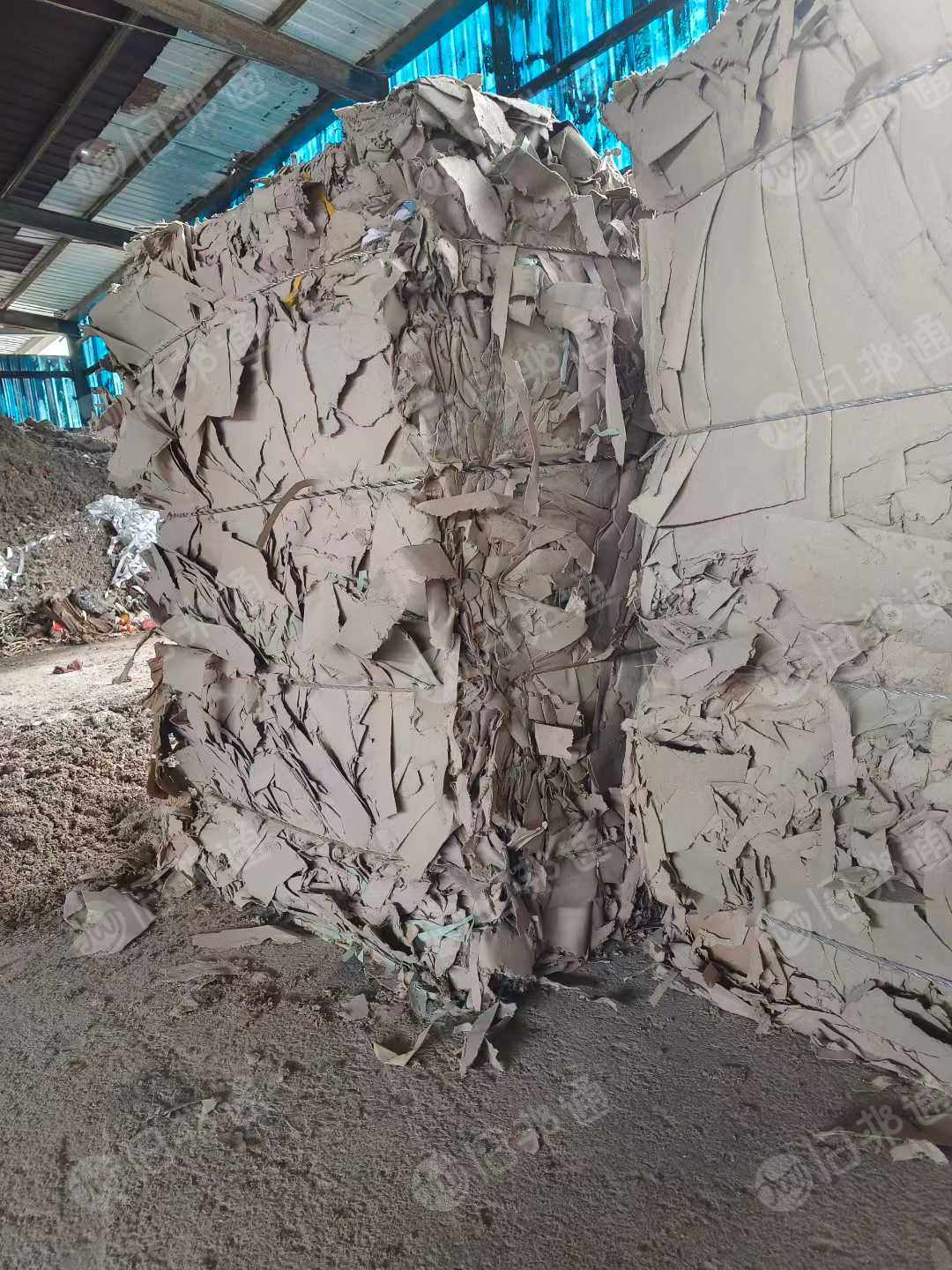 长期出售纱管纸边角料，大量货源