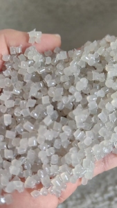 出售一级缠绕膜颗粒，过150目，吹膜专用