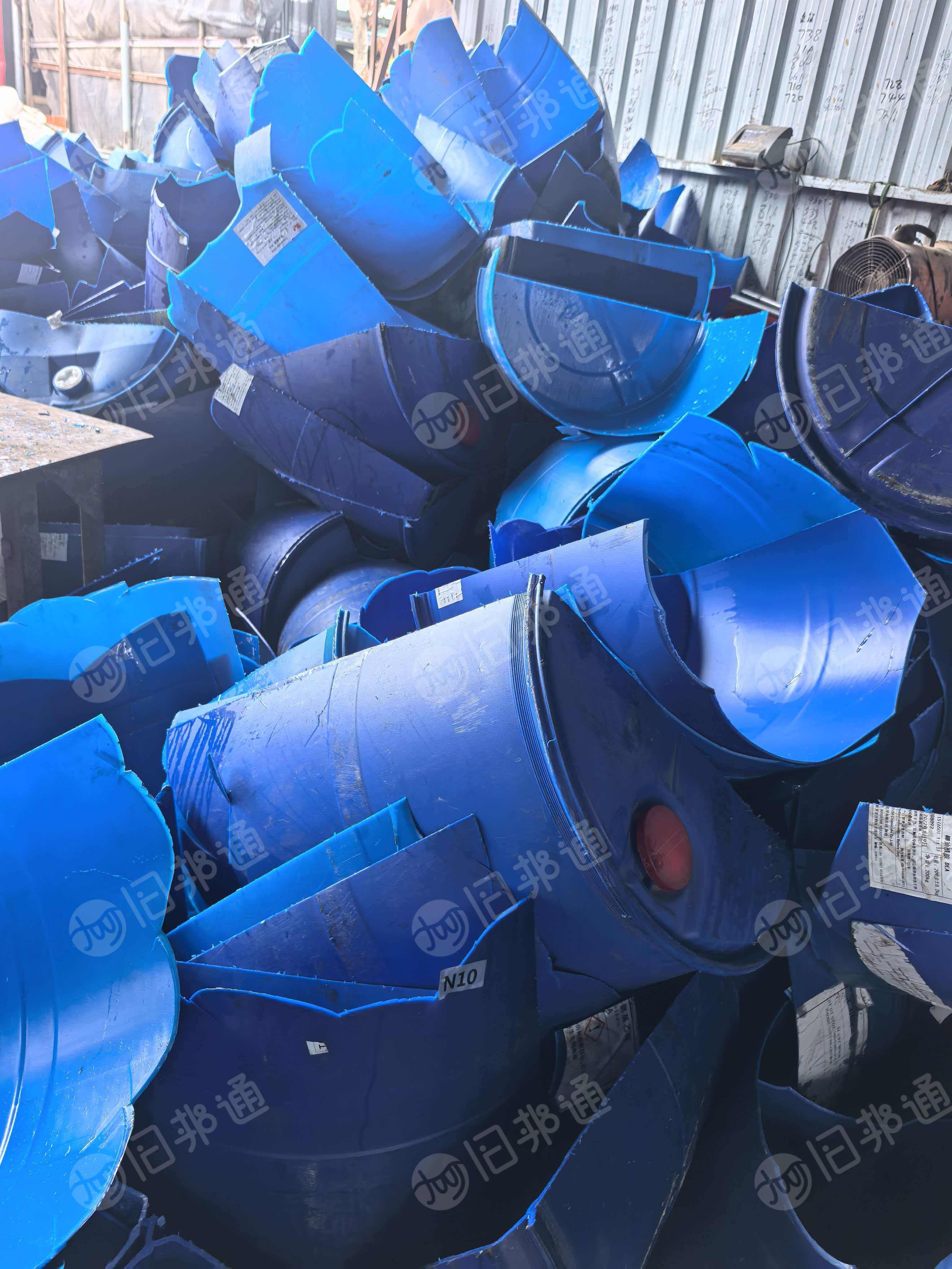 求购大小蓝桶废料，大小蓝桶压块