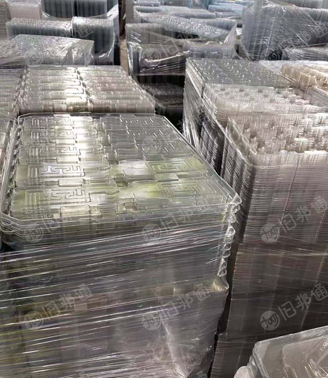 出售PET吸塑盒废料，现货30吨