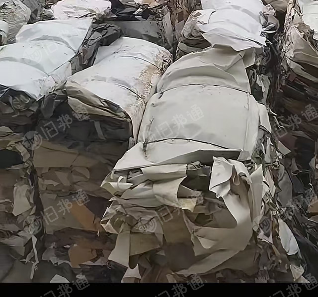 出售PVC压包料，PVC吸塑膜废料，现货20吨