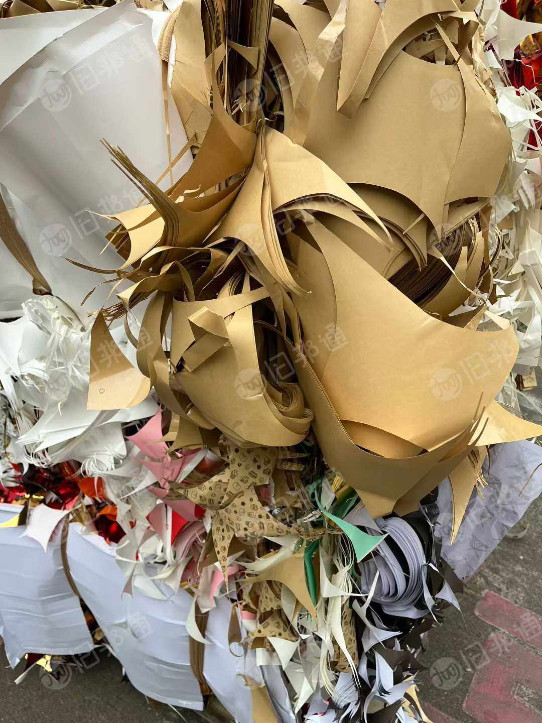 长期出售花色蛋糕纸杯边角料