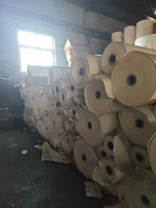 出售乱码卷筒本白牛皮纸，160克