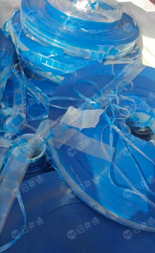 出售pet轻膜，pet离型膜，有卷轴的也有压包的，月供60吨