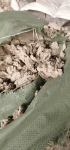 长期回收毛毛料，磨毛料，做板用，厂在广西玉林。