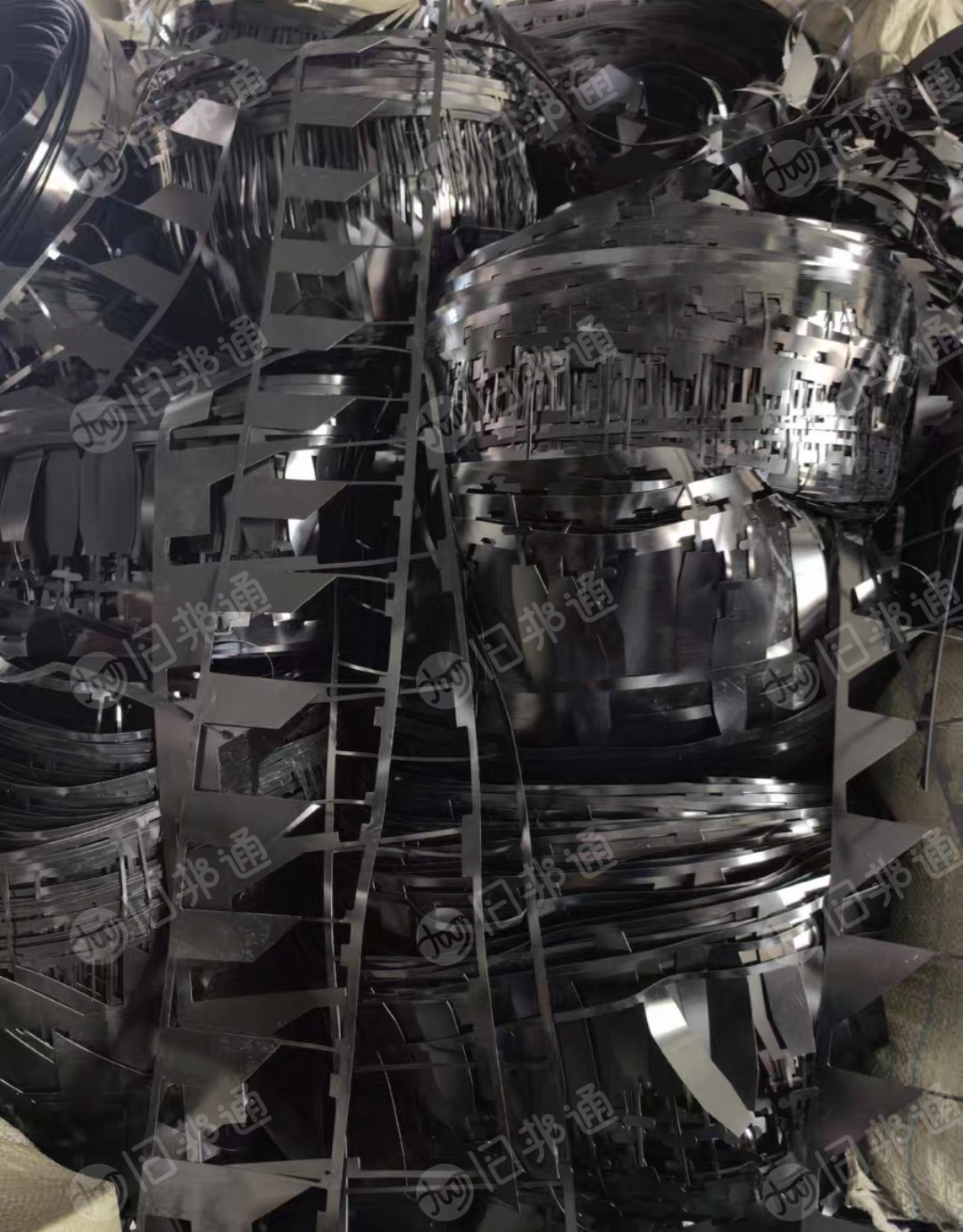 长期出售阻燃pc片材废料，不带胶，够9.6一车出货