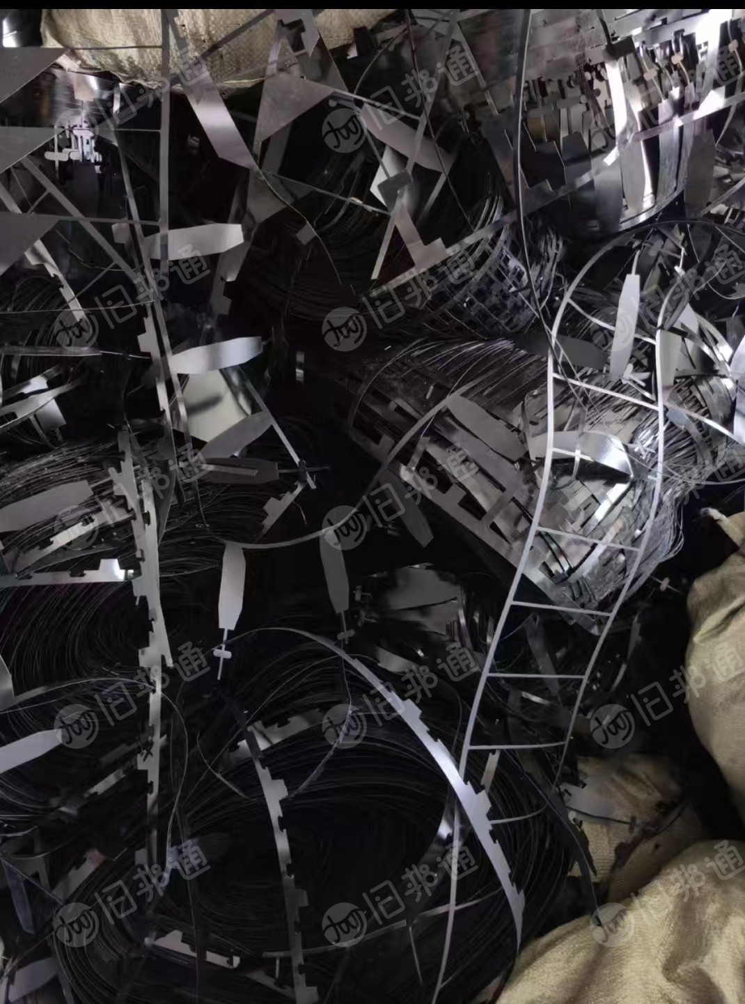 长期出售阻燃pc片材废料，不带胶，够9.6一车出货