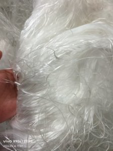 长期求购纯pp无纺布边角料，卷材，丙纶废丝，白色杂色无要求，造粒用，厂在河北廊坊