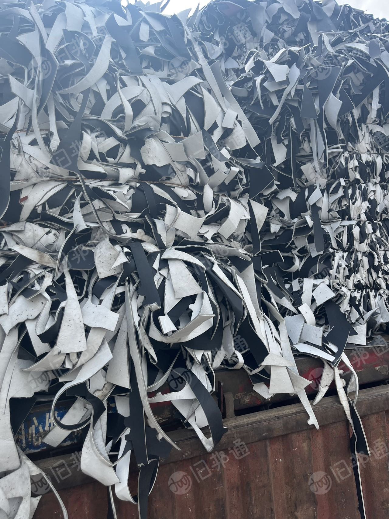 出售2.0汽车环保pvc吹毛料