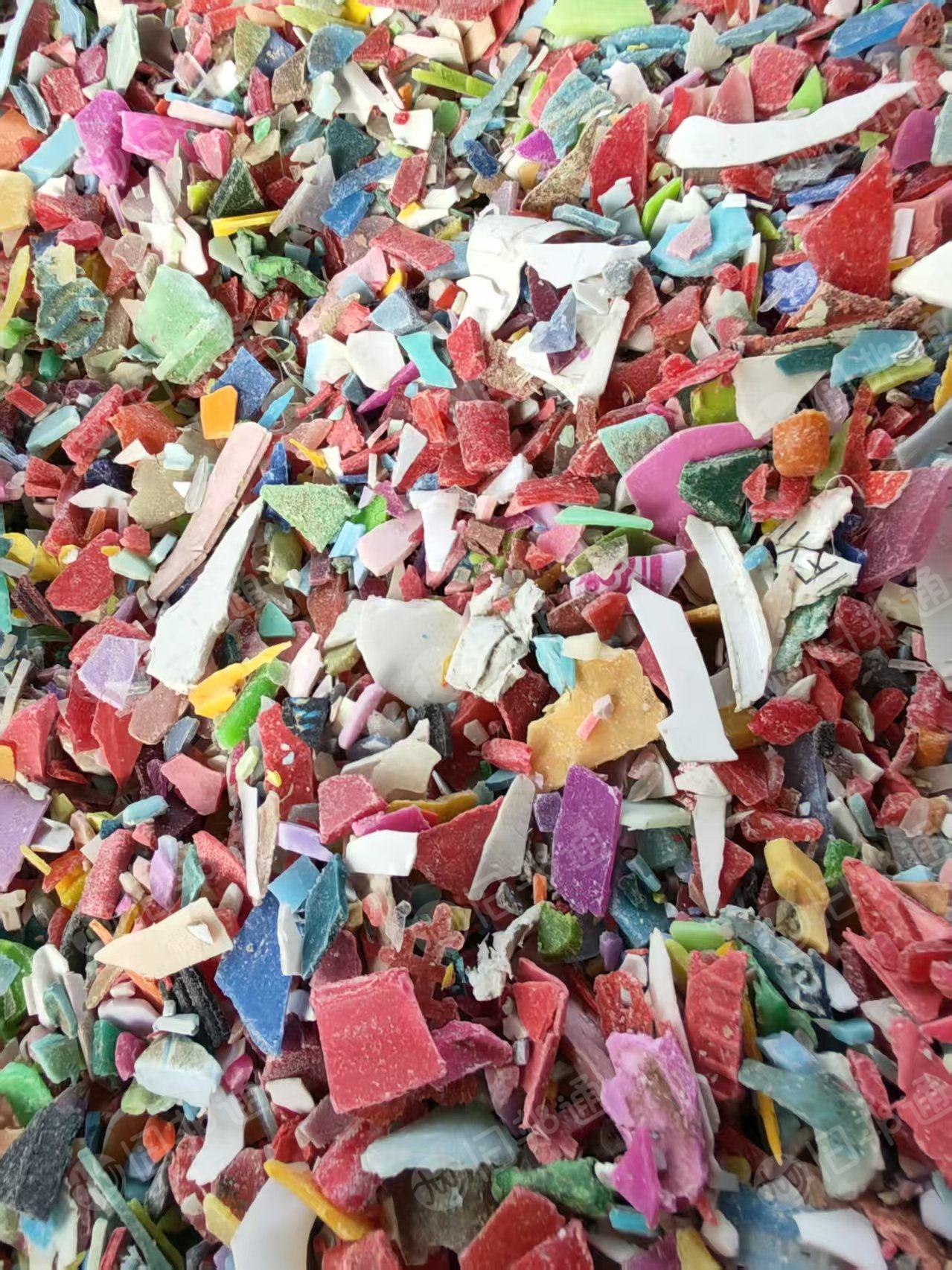 出售清水漂花丙破碎料，现货两挂