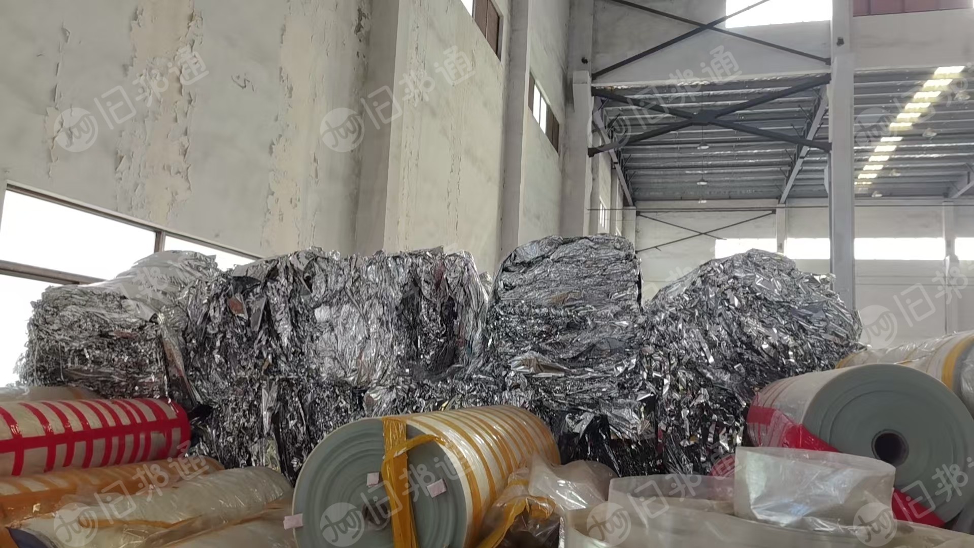 出售PET镀铝膜,厂家做PET卷膜镀铝下来的边料