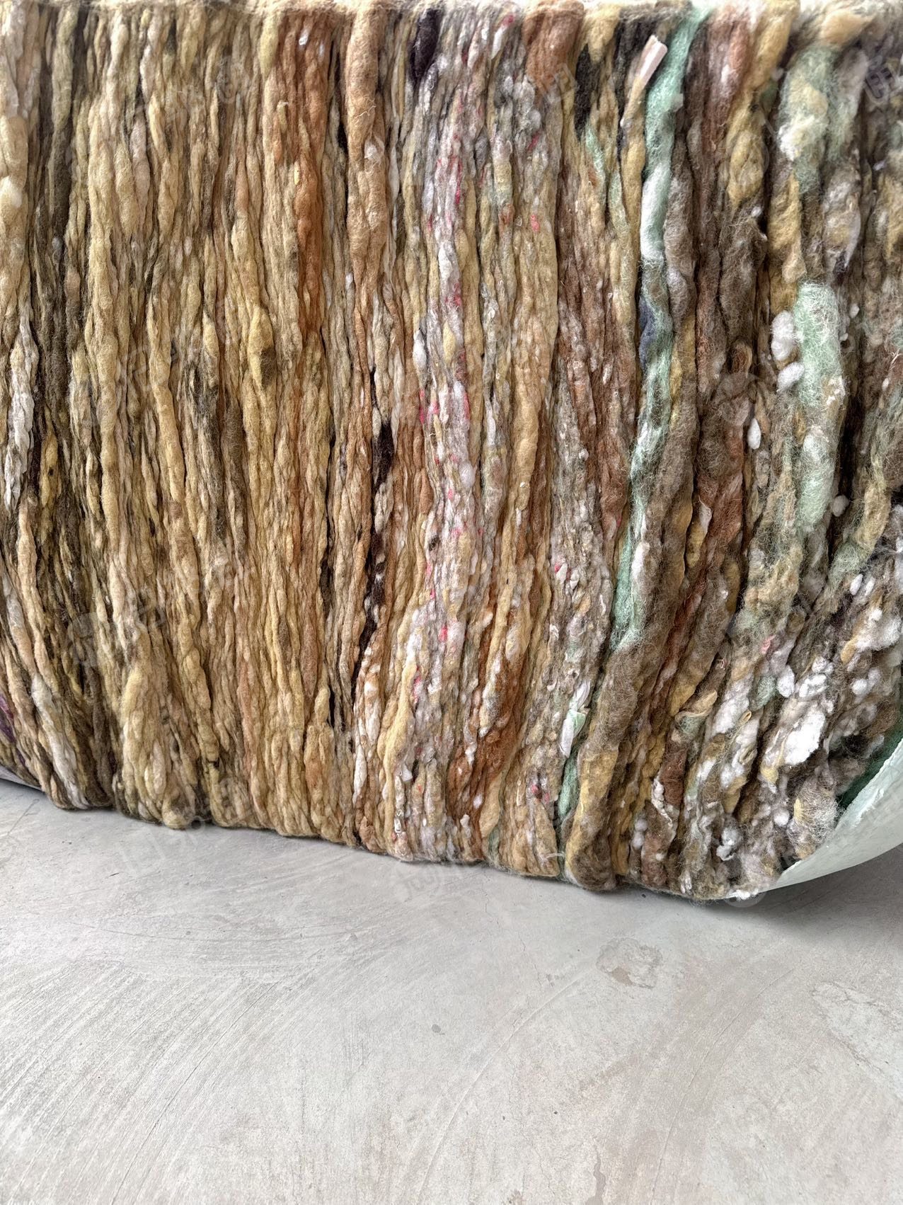 长期出售开好的三级丝棉，丝棉开花棉，丝棉开松棉。