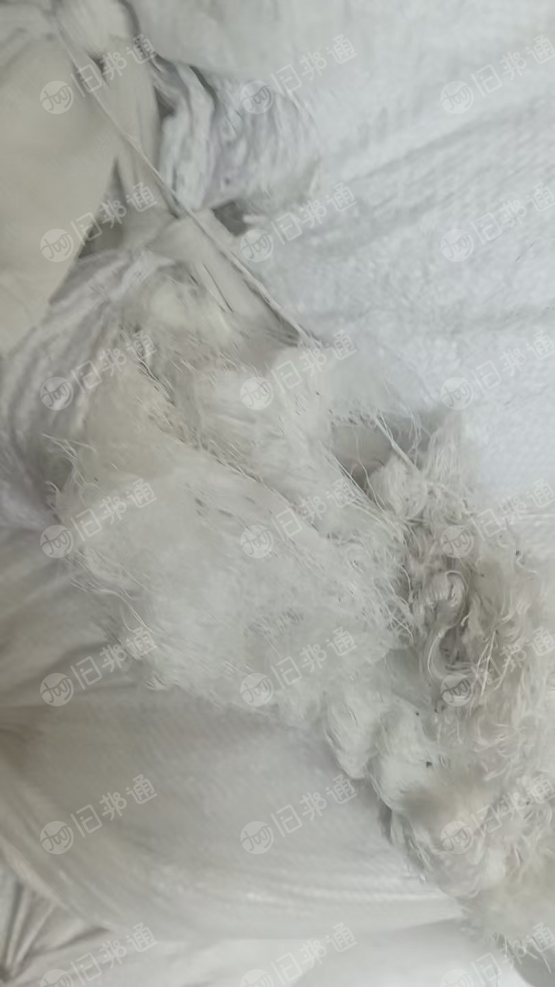 长期出售环锭纺下来的本白涤棉废纱，含棉60-70左右，现货有8吨左右，货在河北石家庄