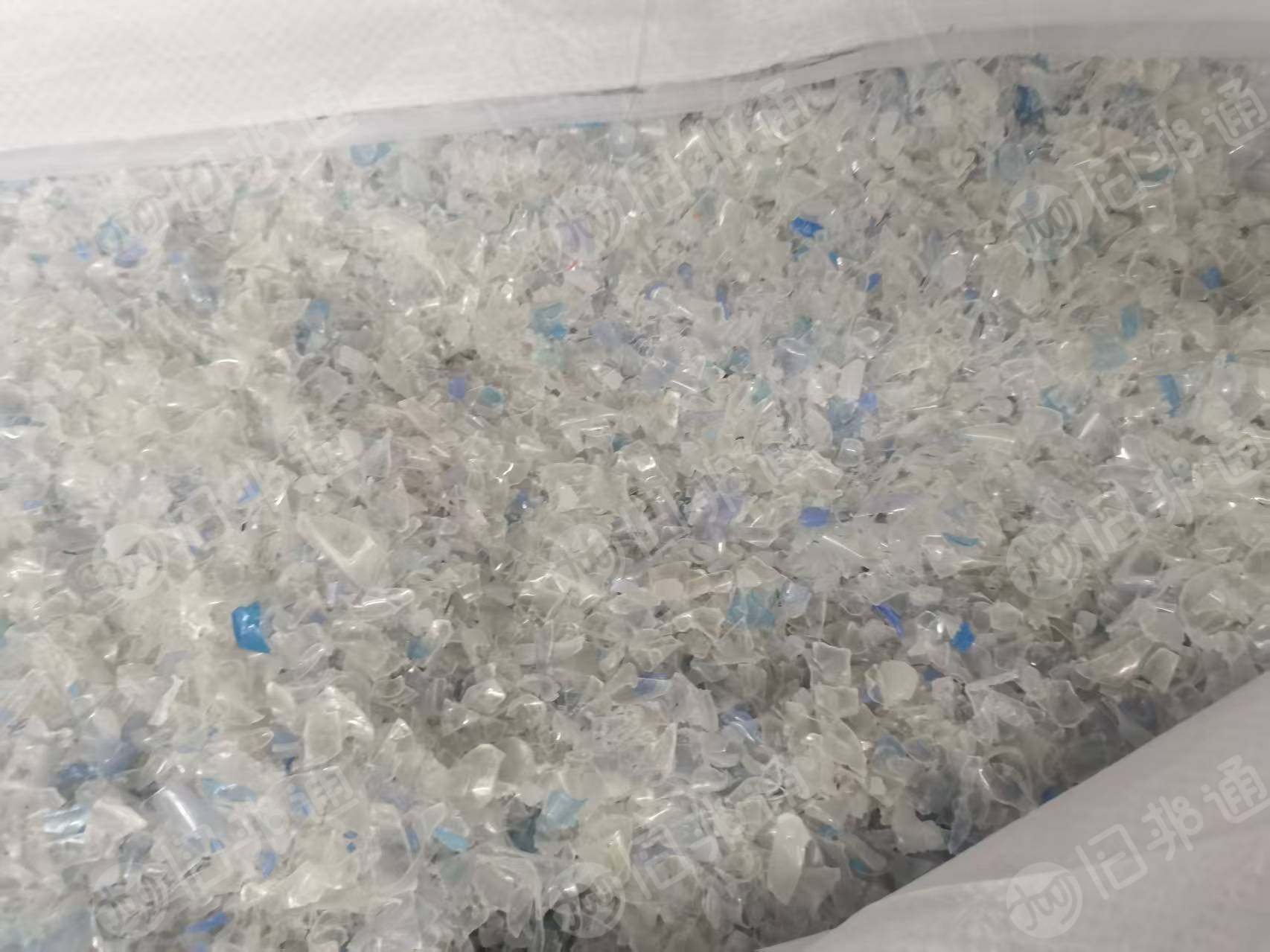 出售PET瓶片，2A蓝白片，3A纯白，绿片，杂色都有