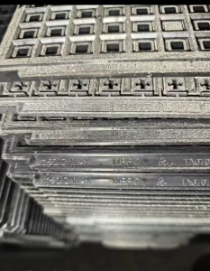 长期出售ic托盘高温板废料