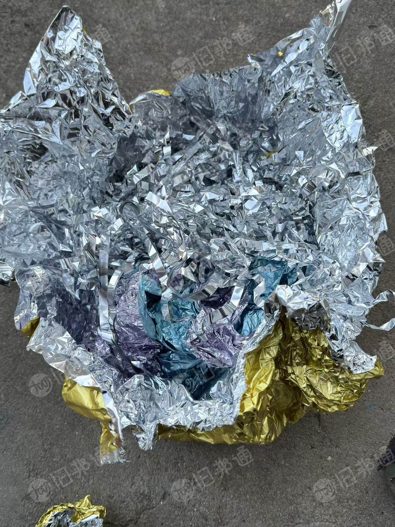 求购铝薄纸，高铝箔，化铝锭用