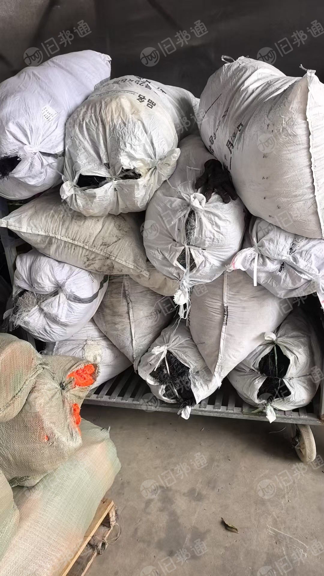 长期出售杂色丙纶废丝，pp废丝，现货七吨