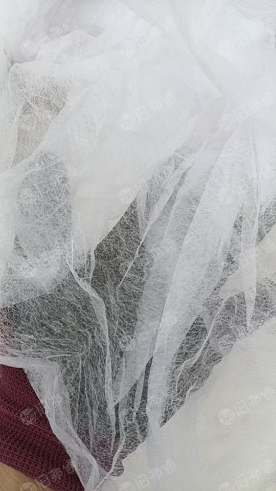 长期出售箱包厂下来分拣好的pp无纺布边角料，下脚料，含填充，月供20吨左右，厂在河北保定
