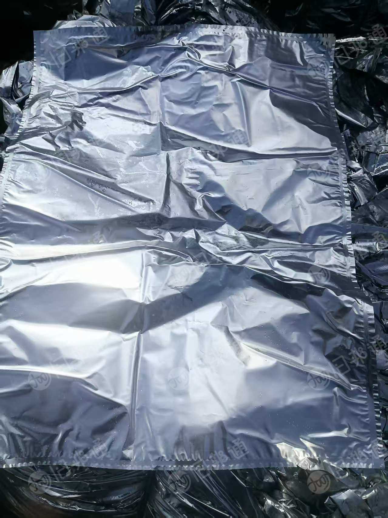 出售pe镀铝膜，装过果汁下来的，现货17吨