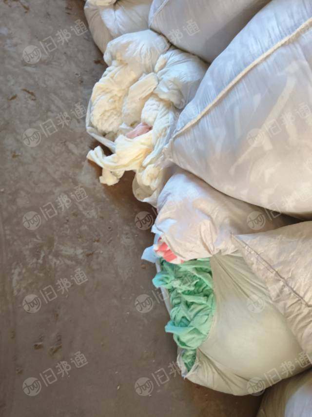 长期出售毛巾下脚料,纯涤纶废布,涤锦下脚料,月供60吨