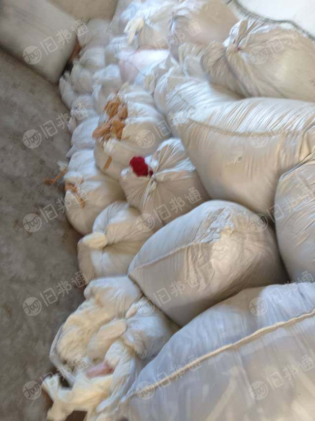 长期出售毛巾下脚料，纯涤纶废布，涤锦下脚料，月供60吨