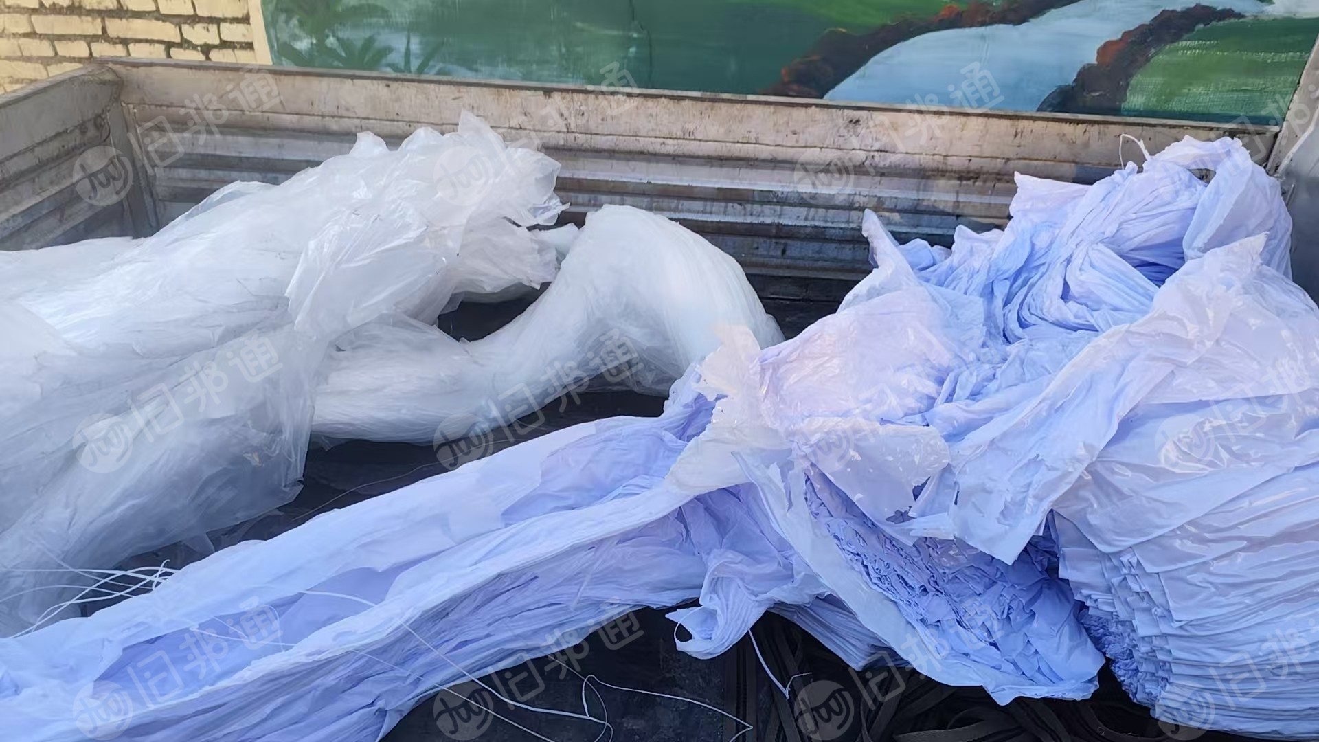 出售LDPE淋膜机头料，月供50吨左右