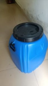 出售二手小蓝桶，处理干净，每月500个