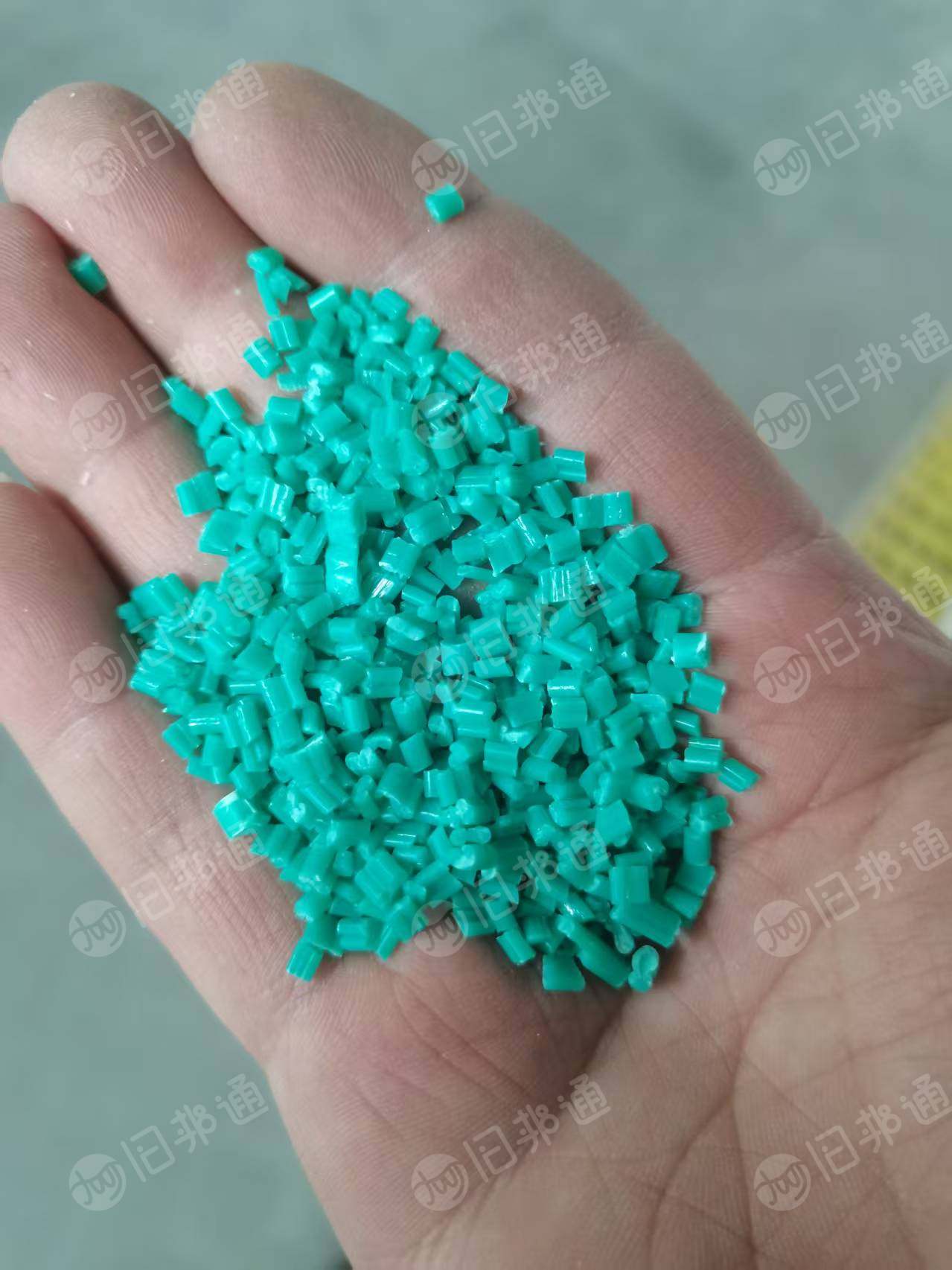 出售PP颗粒，无纺布之类的，过80目，现货量50多吨