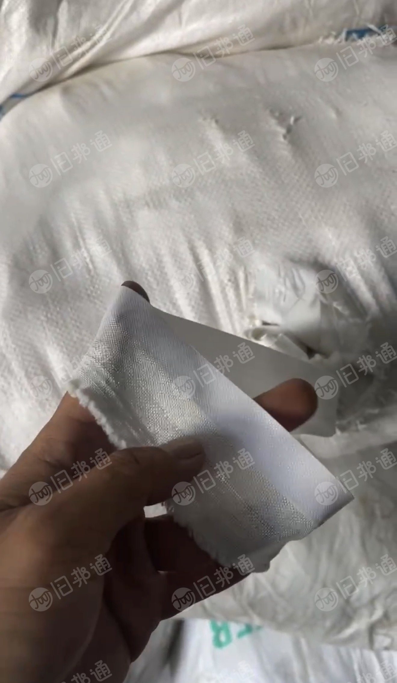 长期收购油画布边条,写真布条,涂层切边布条,每个月需要20吨