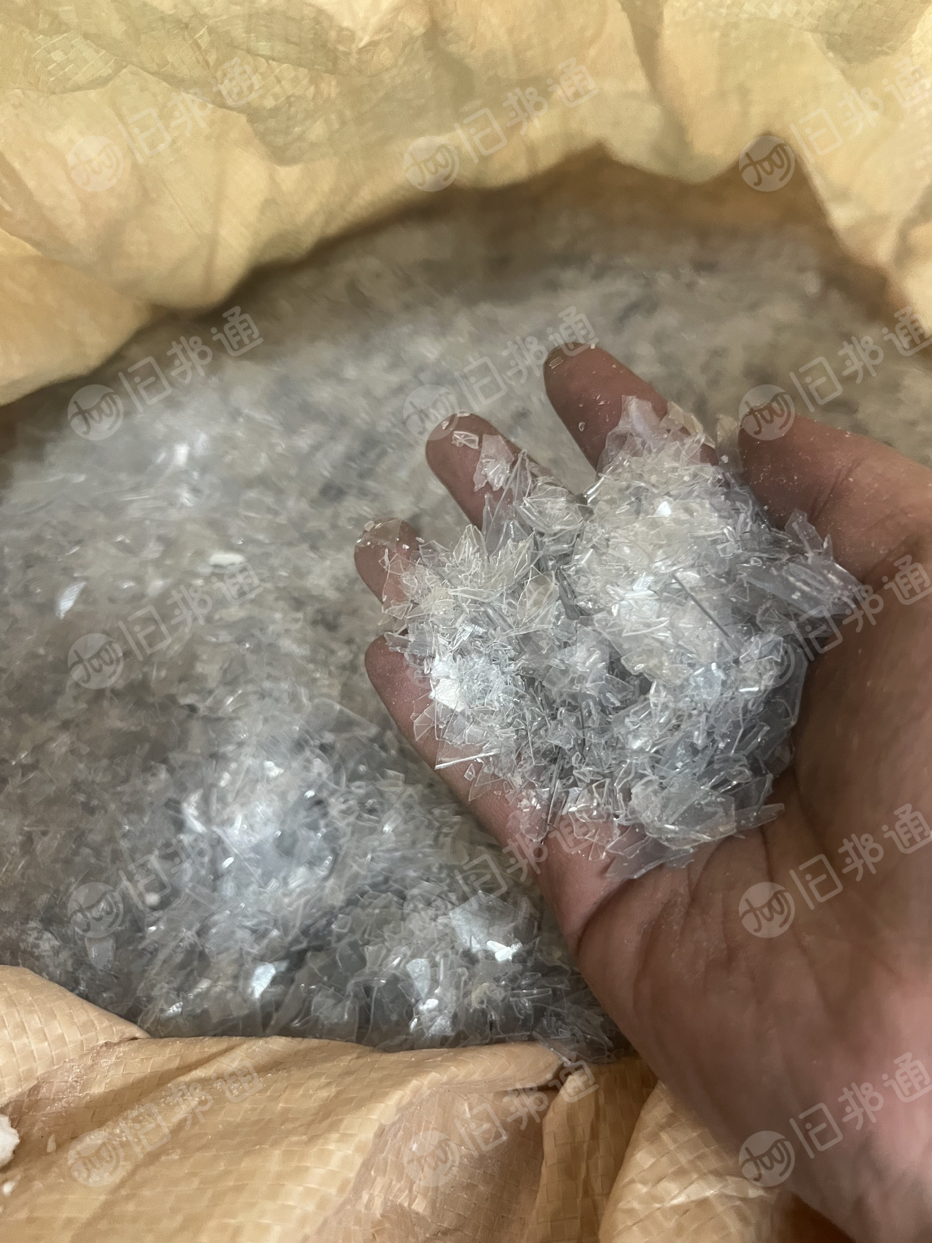 长期大量出售PET吸塑盒破碎料，现货几十吨