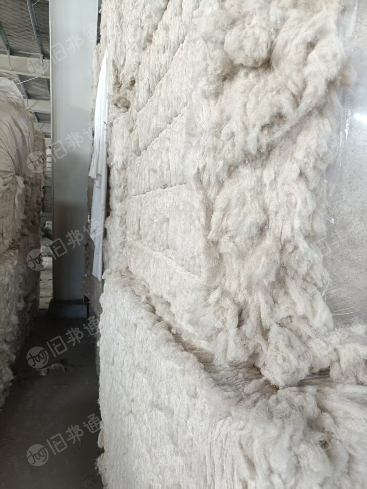 长期出售纺纱厂下来的涤麻车肚棉，50亚麻50化纤，现货100吨。