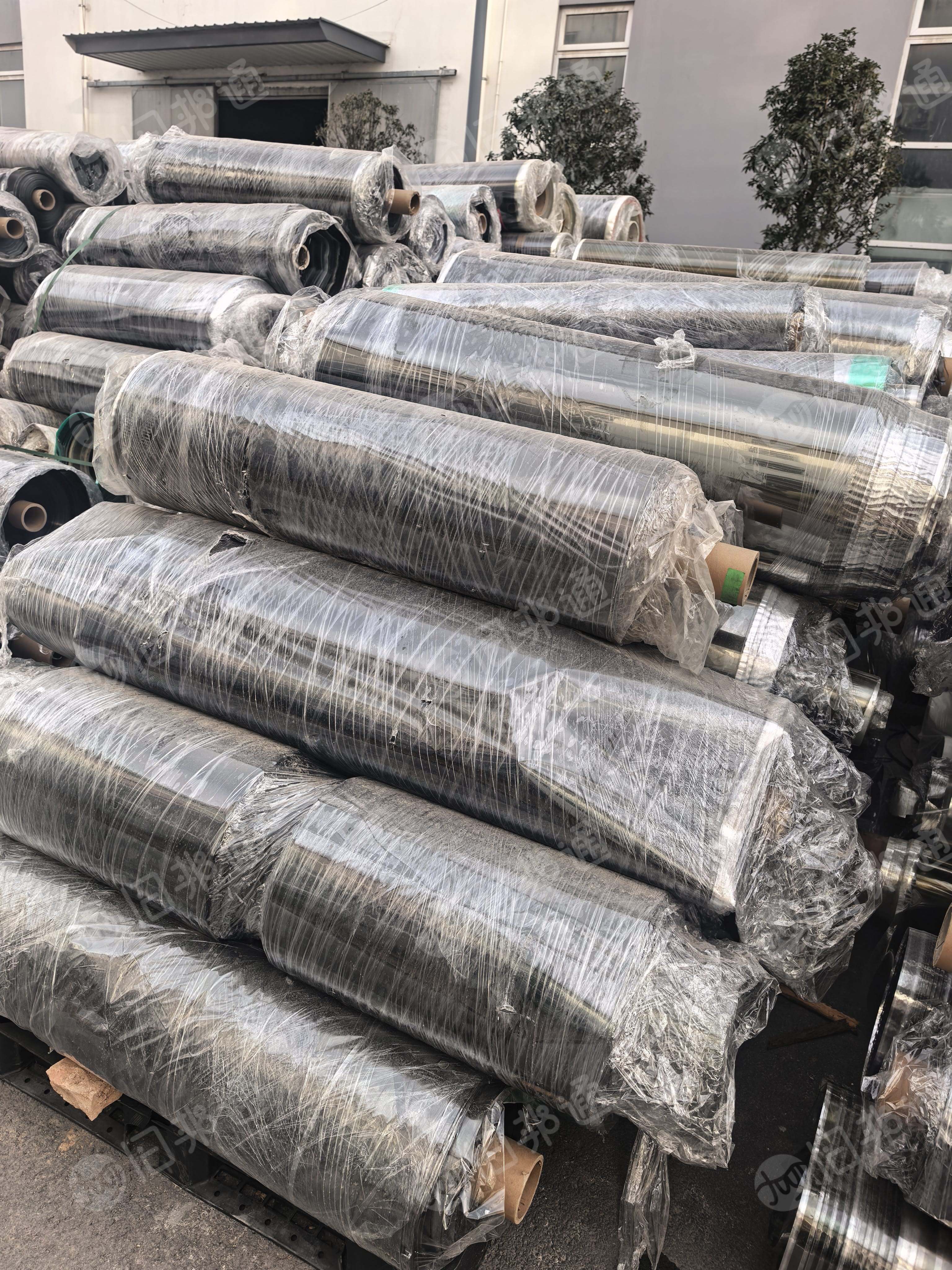 出售偏光片无胶料，全部都是卷的