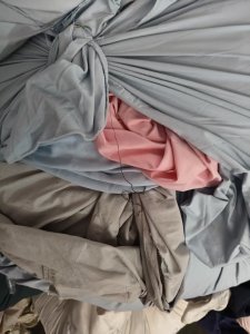 长期大量出售涤纶白拉丝，浅拉丝，黑拉丝，白开花，杂开花，纯尼龙，弹力尼龙等，月供200吨。