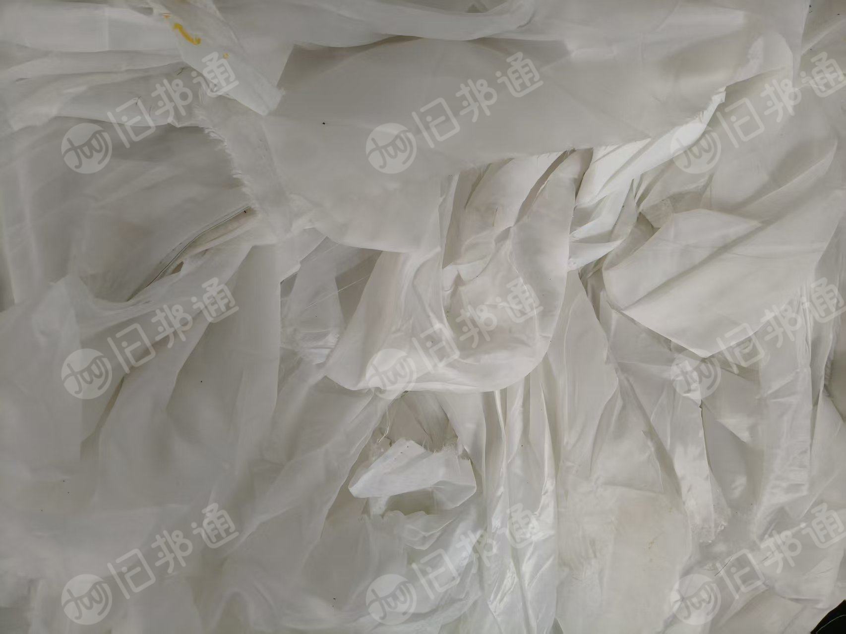 长期大量出售涤纶白拉丝，浅拉丝，黑拉丝，白开花，杂开花，纯尼龙，弹力尼龙等，月供200吨。