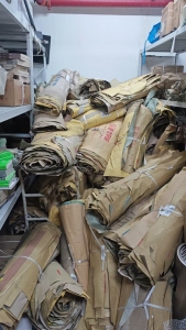 出售大张防锈纸，50张一捆，现货3000多张