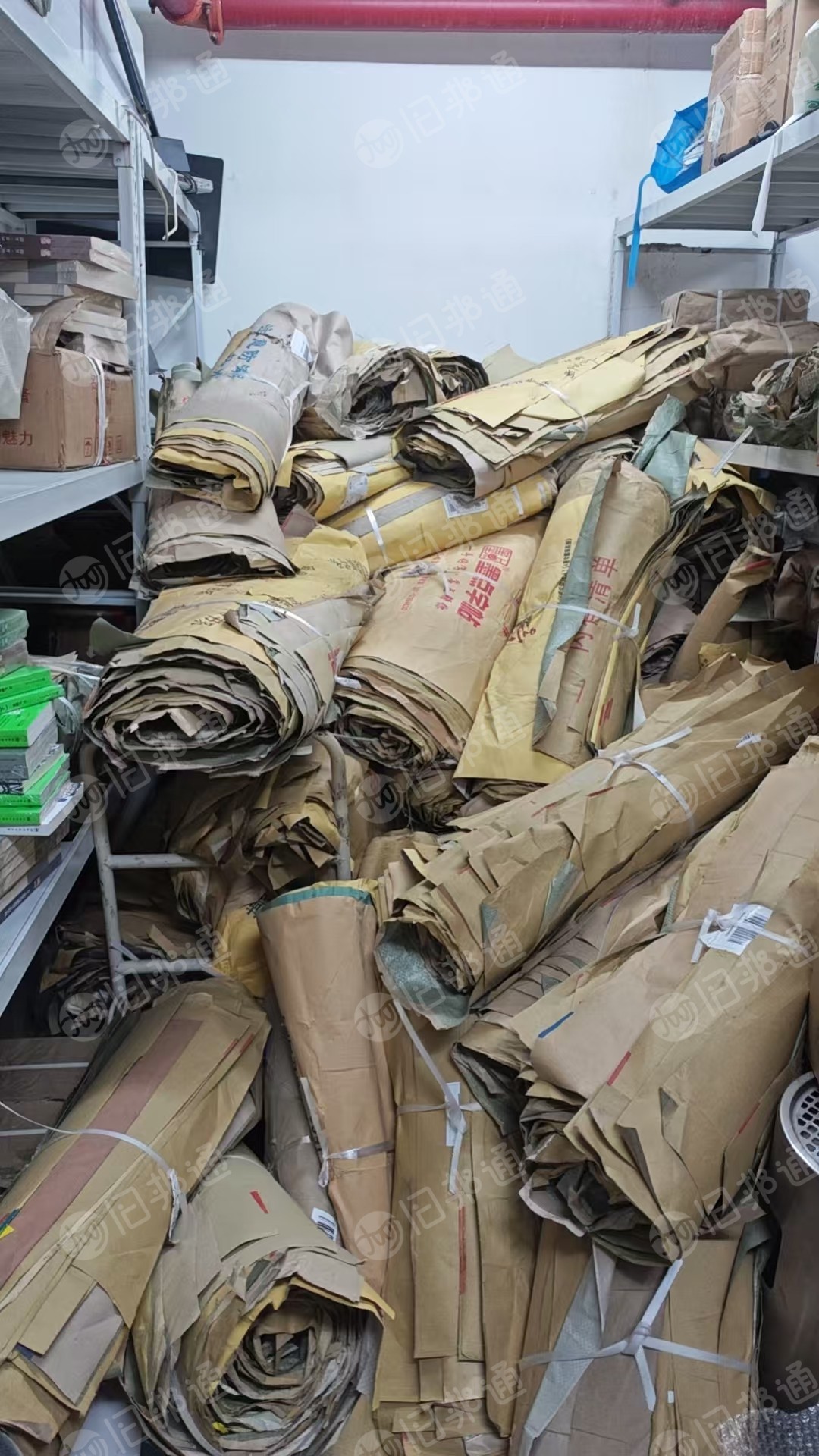 出售大张防锈纸，50张一捆，现货3000多张